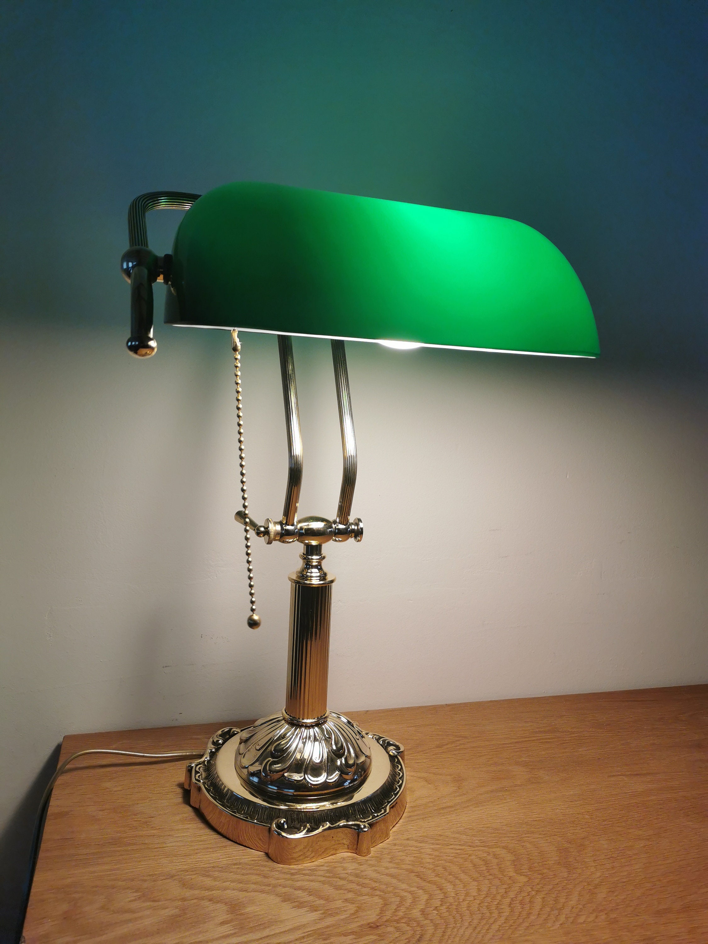 Desk lamp officer lamp Beautiful green desk lamp