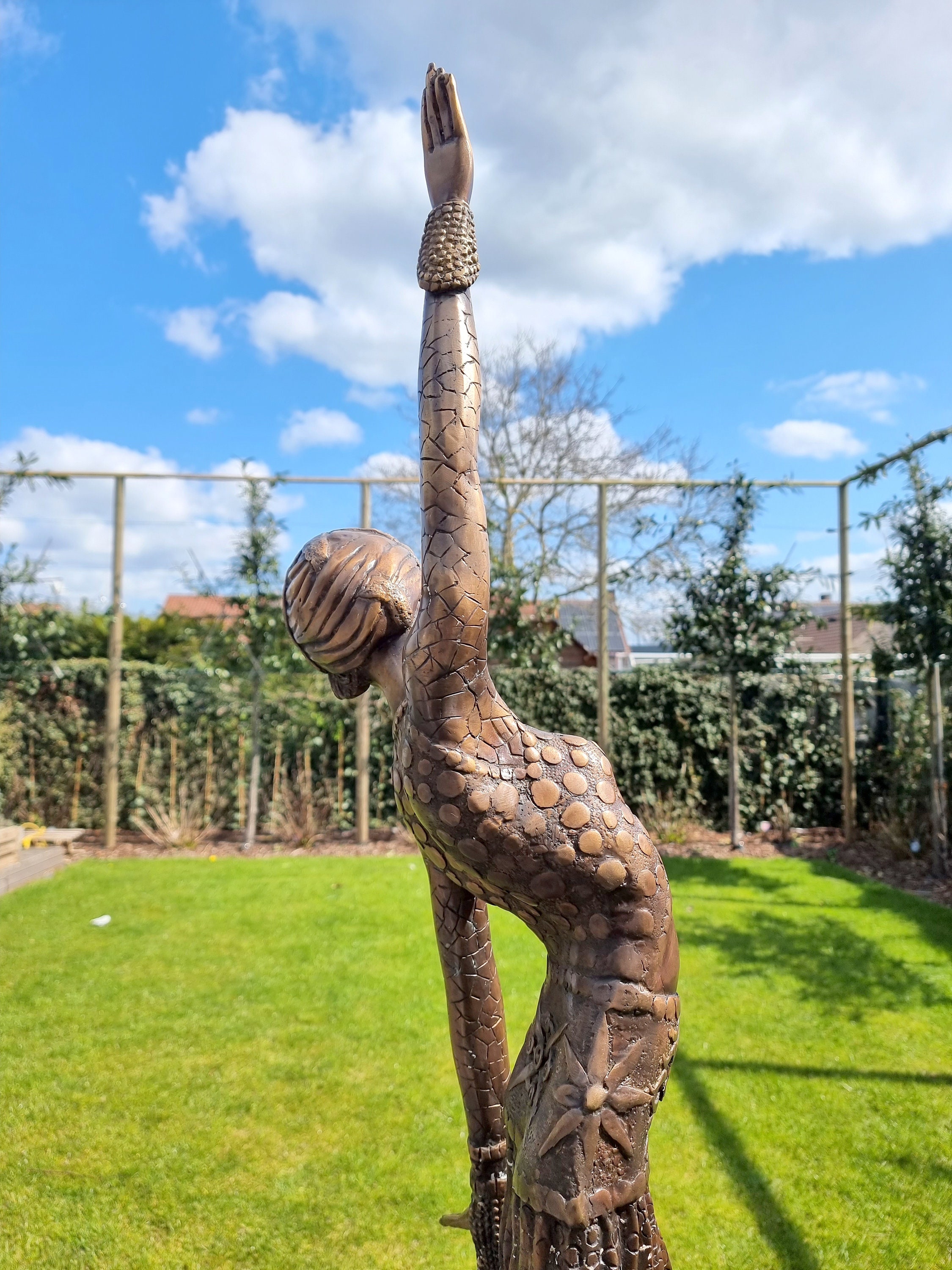 Art deco garden sculpture Bronze statue Excotic dancer