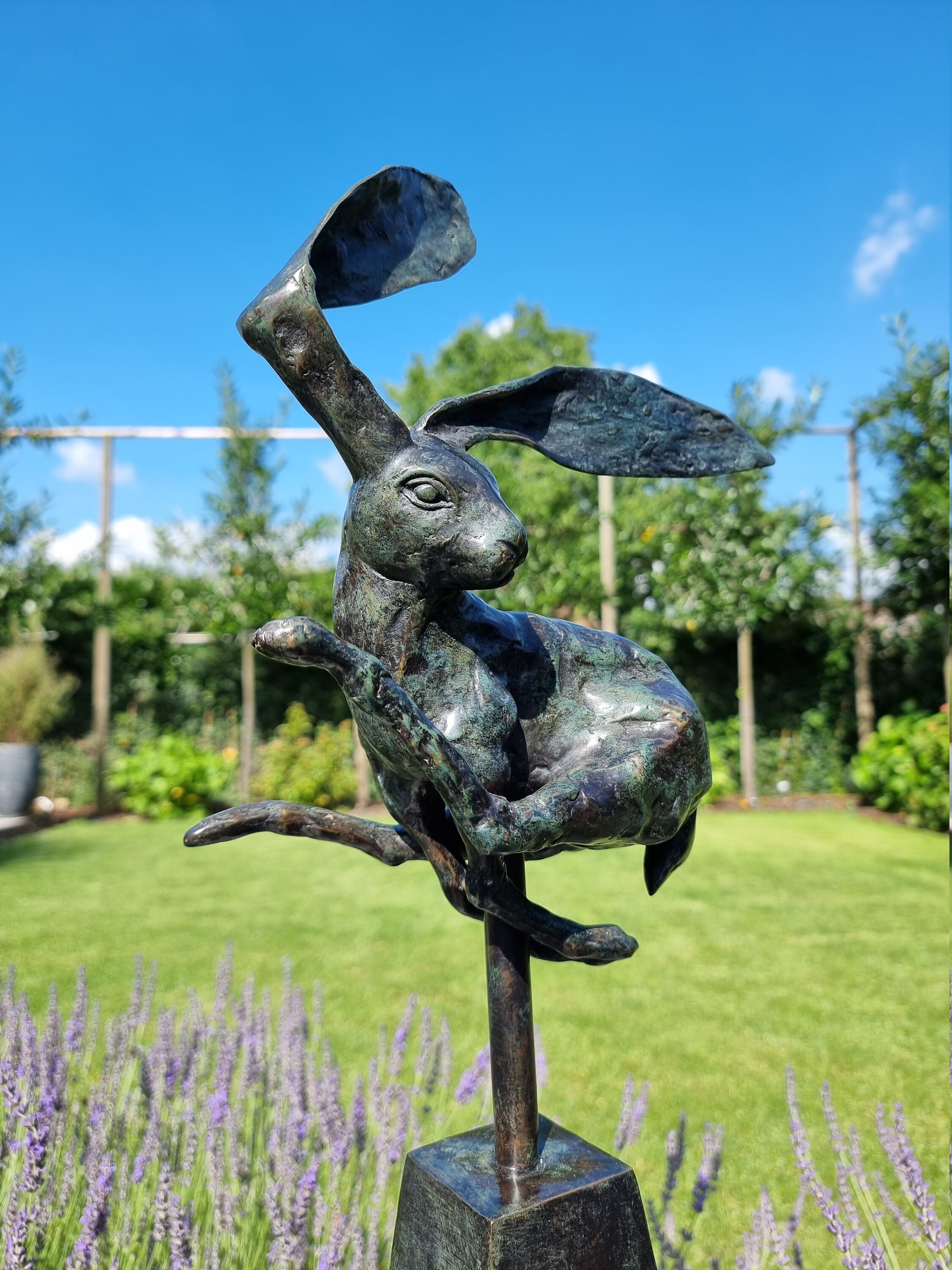 Jumping hare statue Bronze hare garden sculptures