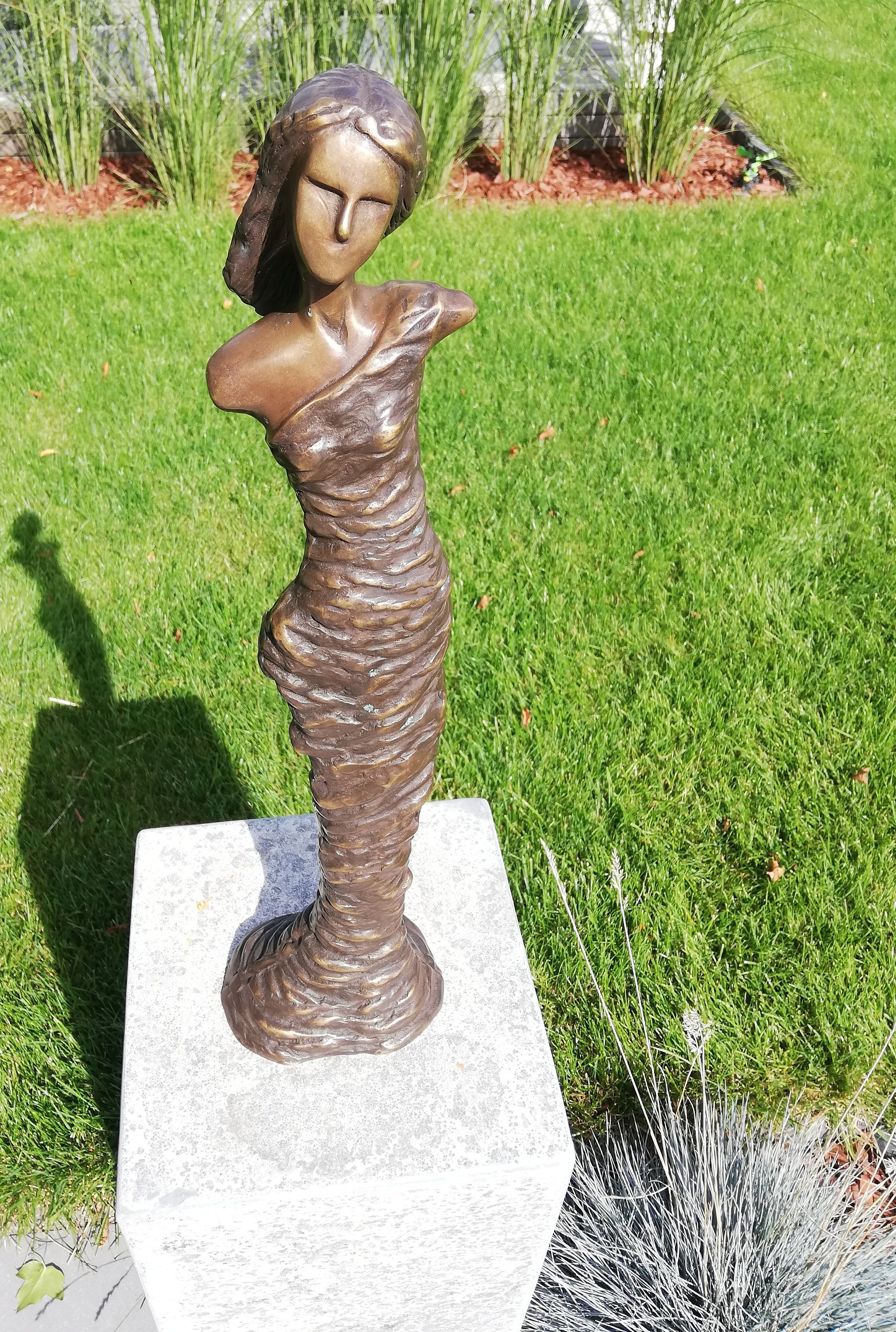 Modern bronze garden sculpture Standing woman