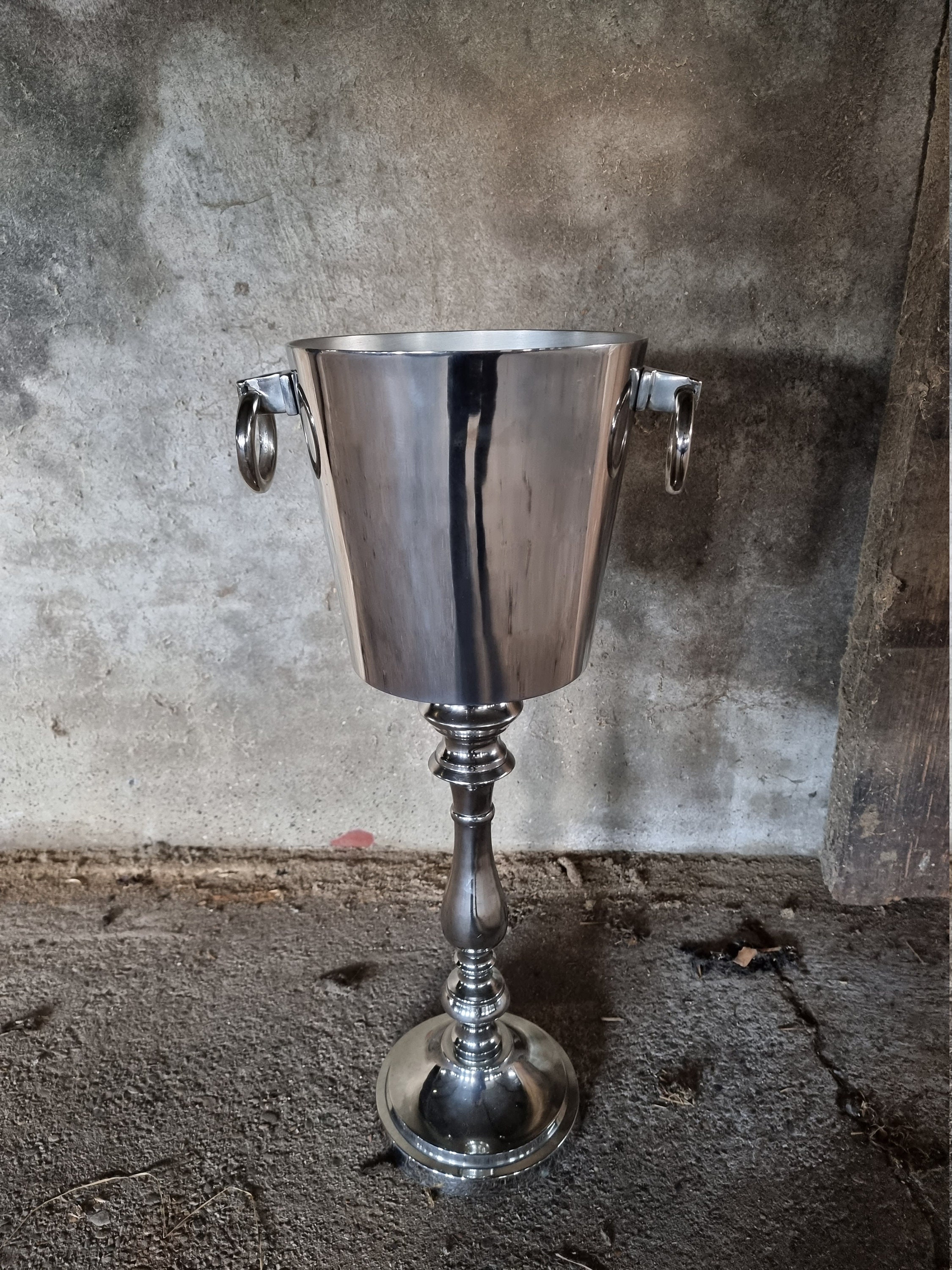 Standing champagne bucket Ice bucket Wine cooler Silver plated