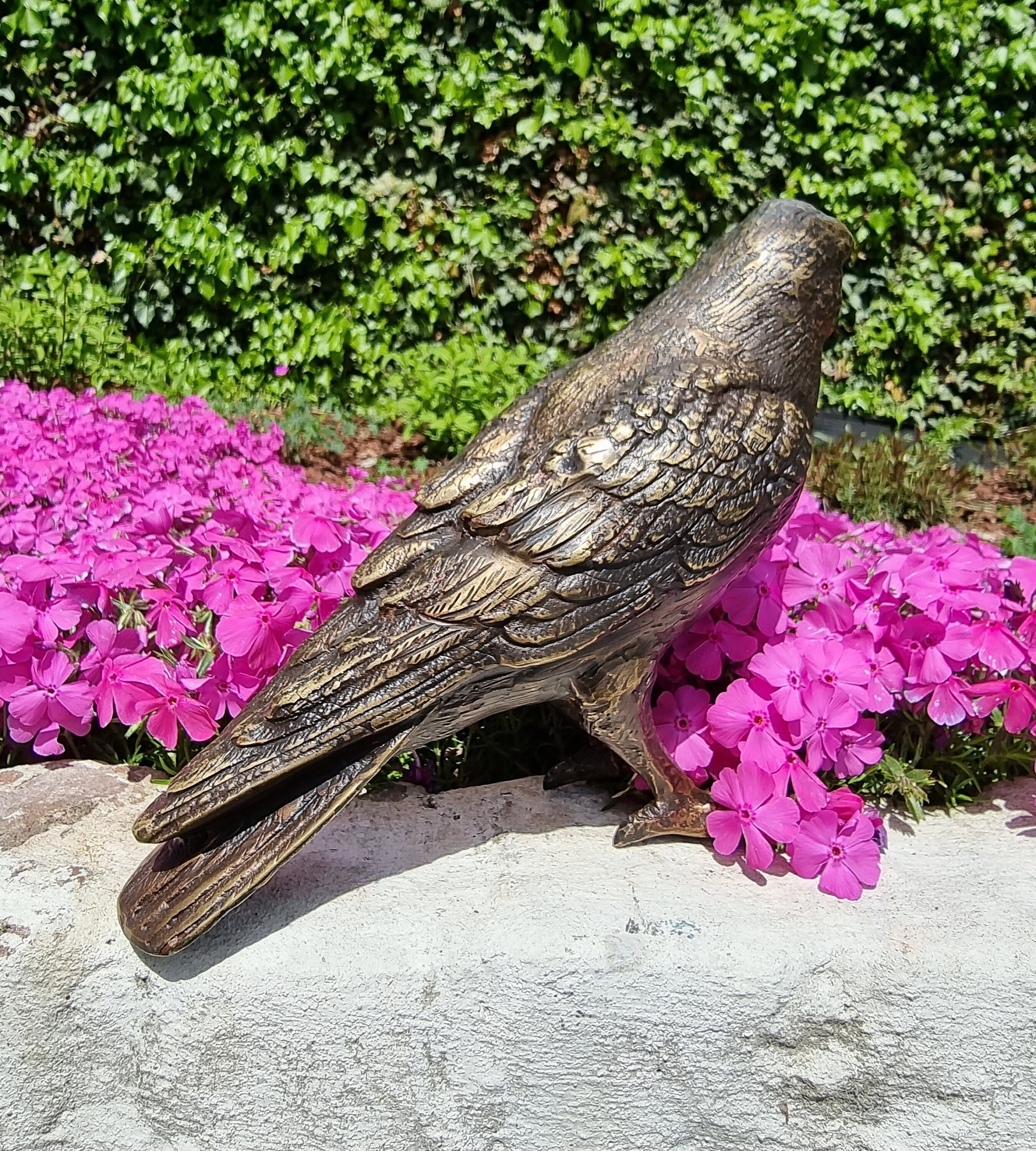 Lifelike bronze bird Garden statues Garden ornaments Bronze