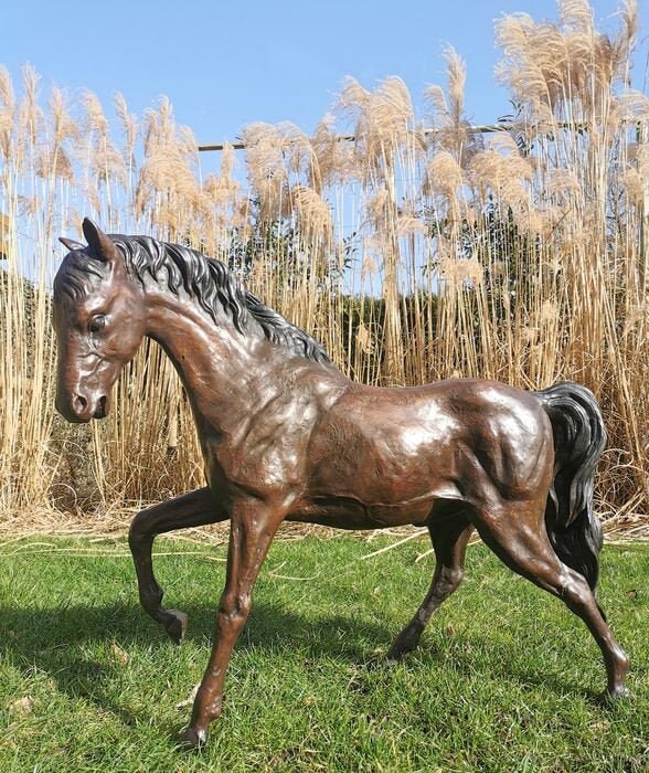 Bronze horse sculpture Large horse Garden sculptures