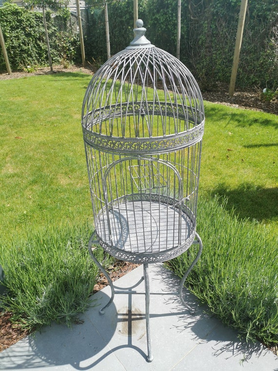 Cage classique sur pied - Cage à oiseaux - En métal - 120,5 cm de hauteur