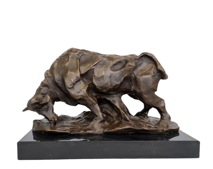 Beautiful bronze artwork of a buffalo - Bull - Bronze cow - Bronze animals - bronze gift idea