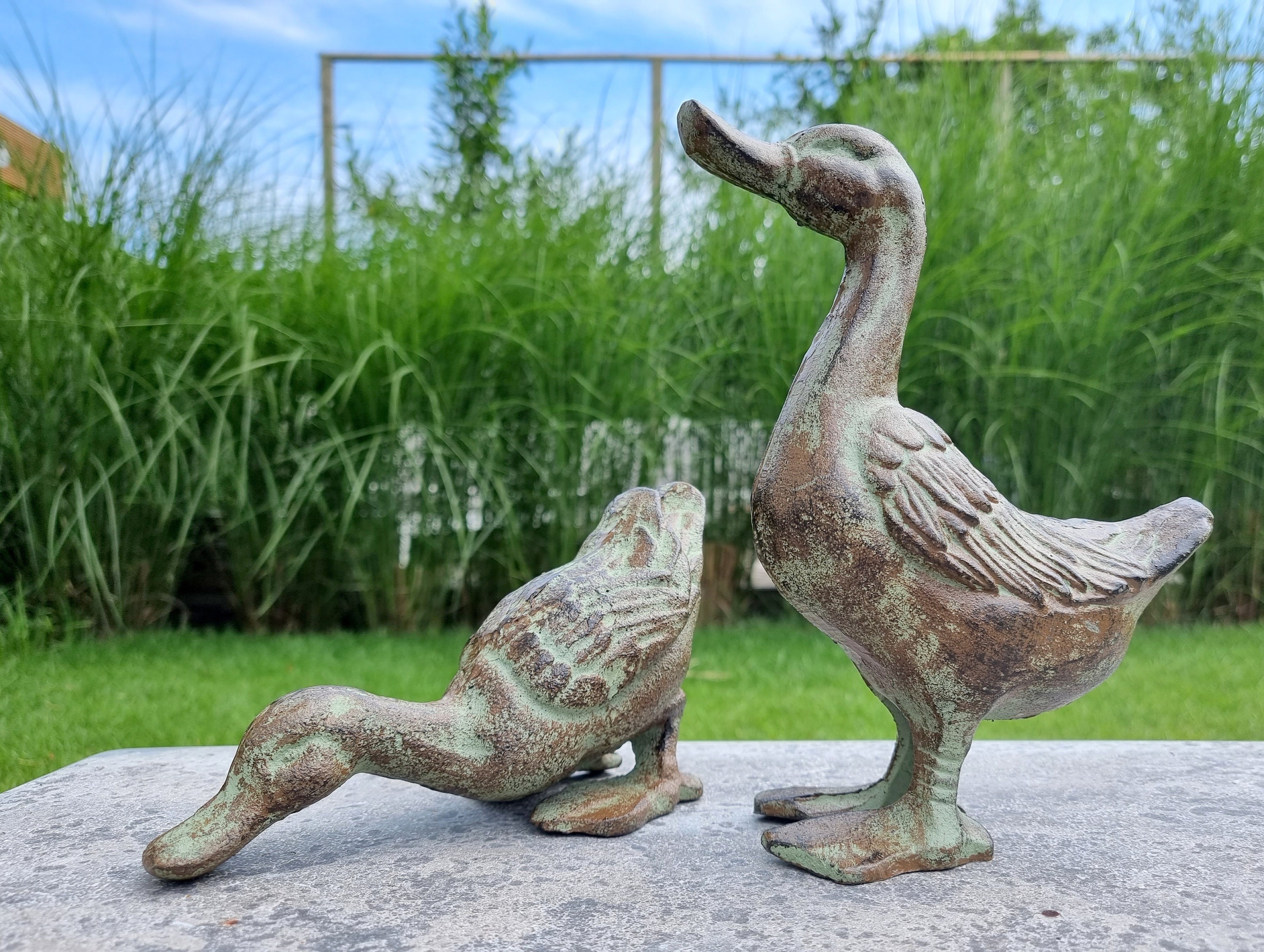 Cast iron Ducks Garden and patio decor Garden statues pond decoration
