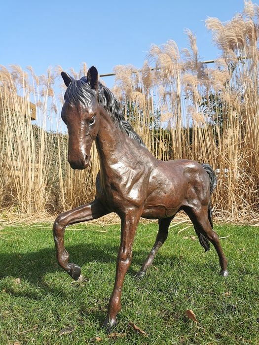 Bronze horse sculpture Large horse Garden sculptures