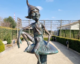 Extra grote tuin elf  - Bronzen kabouter - Bronzen tuinkabouter op paddenstoel - Tuinkunst