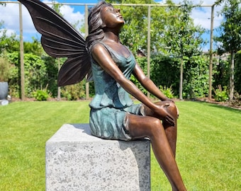Beautiful bronze angel - Garden fairy - Bronze outdoor art - Pixie & Elf