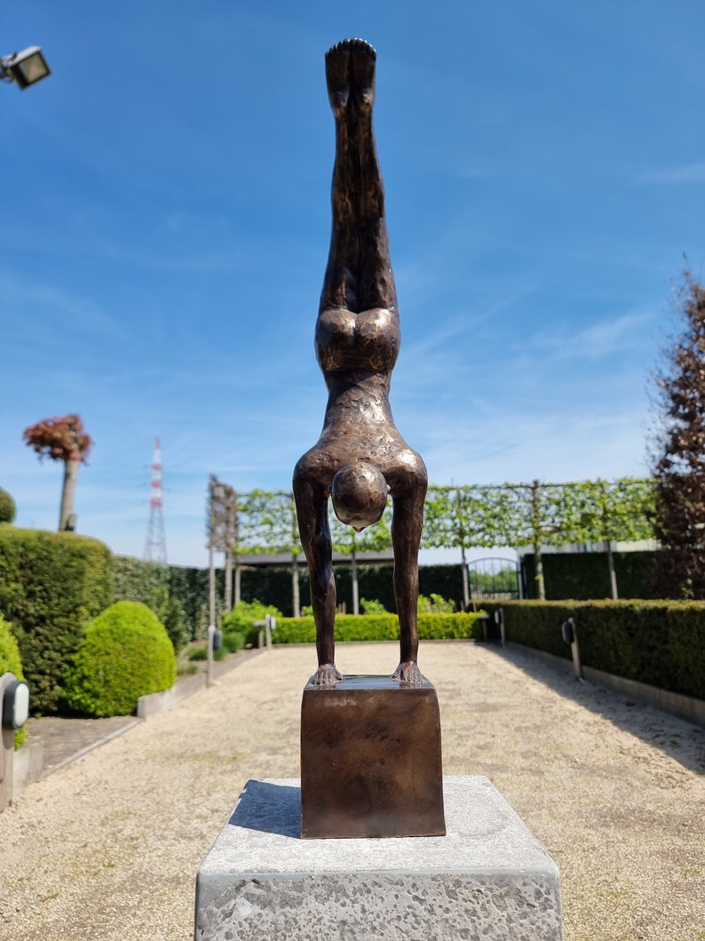 Beautiful bronze acrobat Bronze athlete gymnast Modern bronze works of art image 2