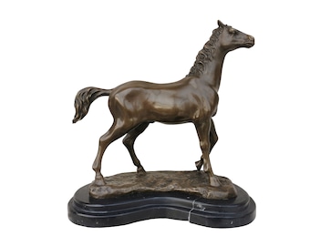 Lovely large bronze sculpture of a horse - Farmhouse decor