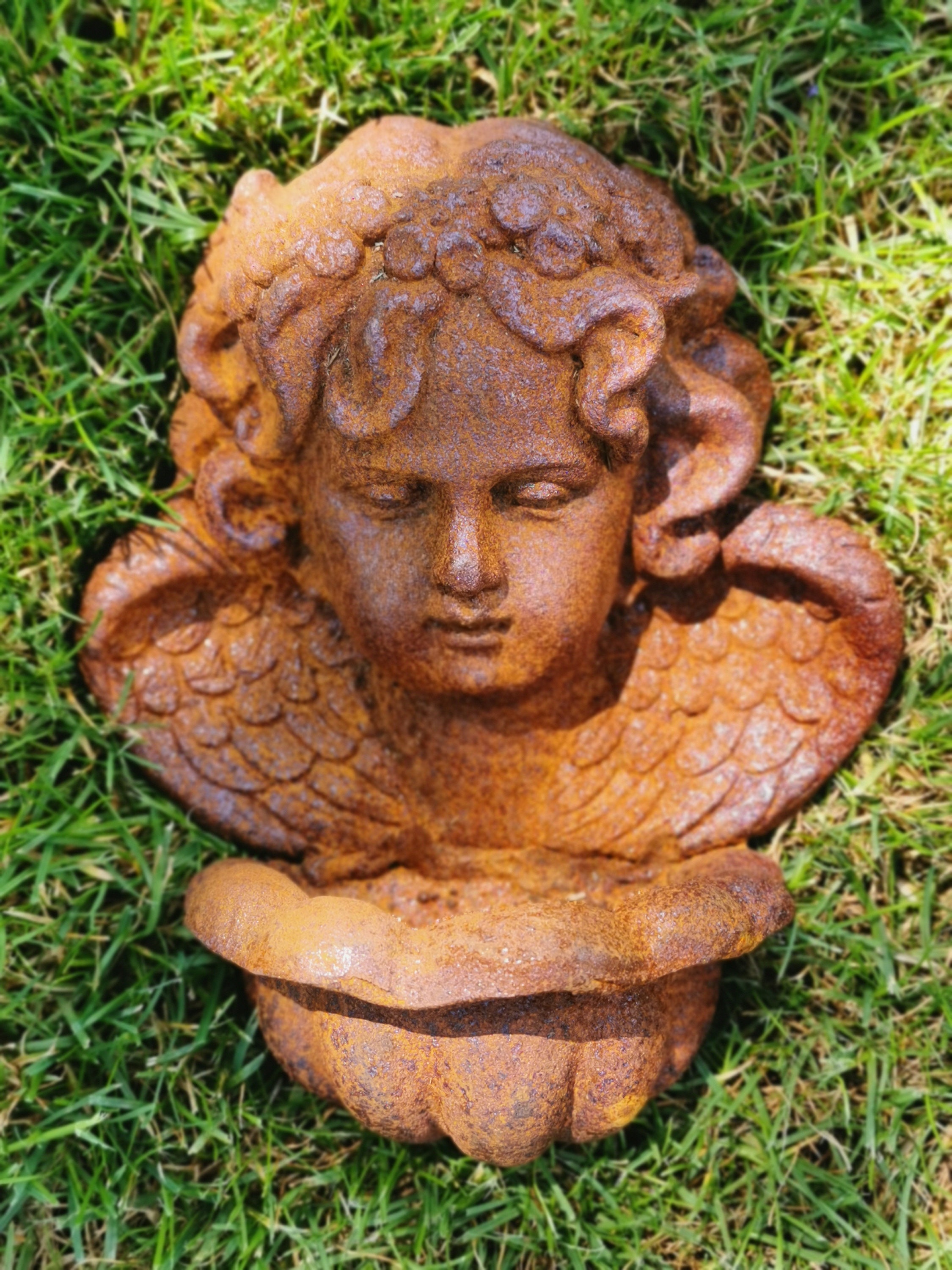 Beautiful garden ornament - Antique garden furnishings - Cast iron wall ...