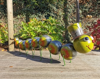 Huge caterpillar - centipede - Garden decoration - Metal garden animals