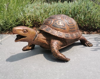 Bronze lifelike turtle - Pond Fountain - Garden sculpture