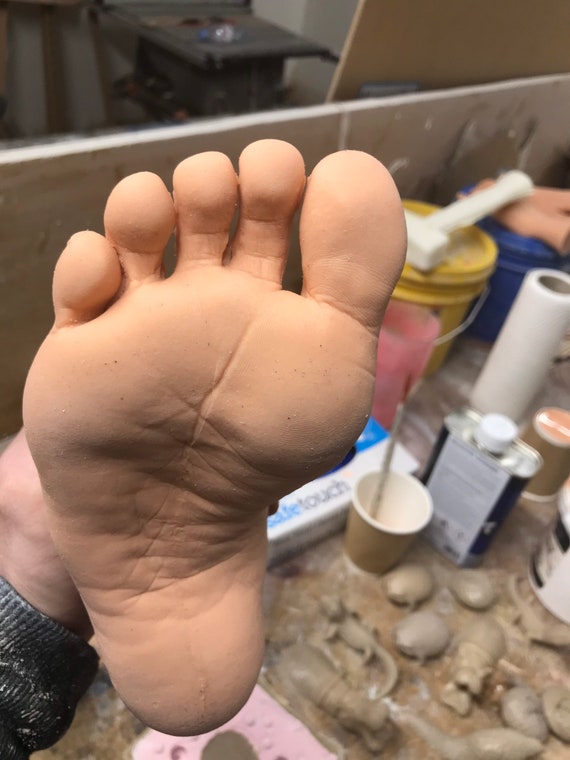 Realistic Silicone Female Right Foot unpainted -  Hong Kong