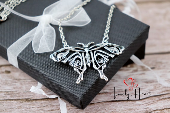 Mamma mia butterfly necklace Clearance