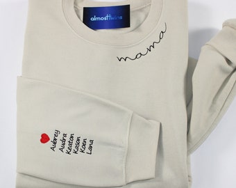 Benutzerdefiniertes Mama-Ausschnitt-besticktes Sweatshirt mit dem Namen des Kindes auf dem Ärmel, personalisiertes Sweatshirt für Mama, Muttertagsgeschenk, Geschenk für sie