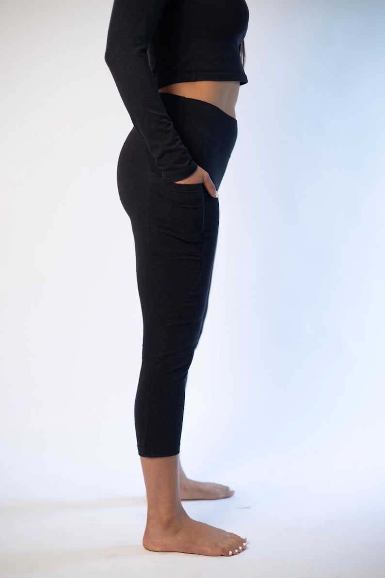 Hemp Capri Leggings with Pockets – Women’s Eco Friendly Yoga Pants, Natural Fiber Athletic Activewear Cropped legging image 13