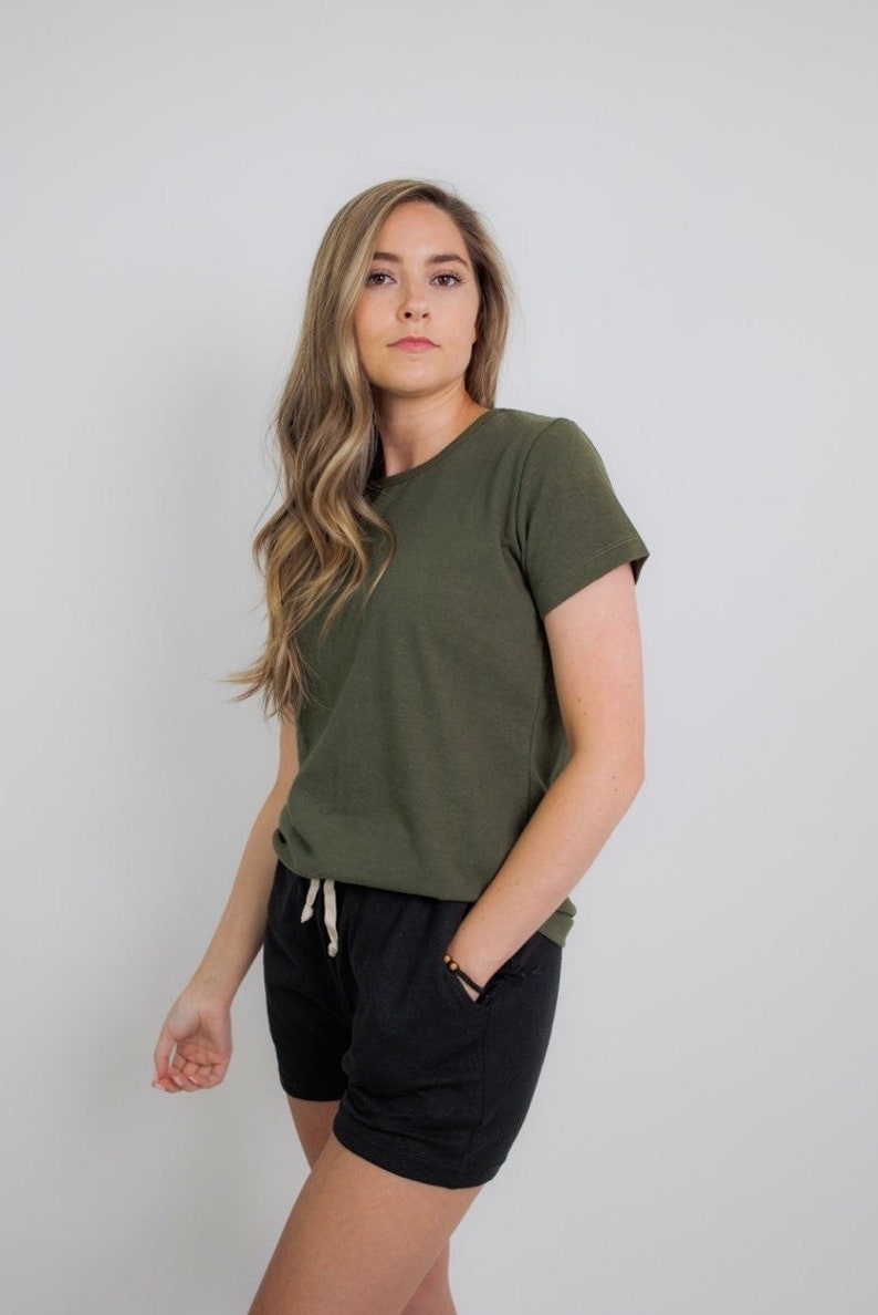 T-shirt classique à col rond en chanvre et coton biologique pour femmes, vêtements en chanvre respectueux de lenvironnement, chemise en chanvre Crew Olive