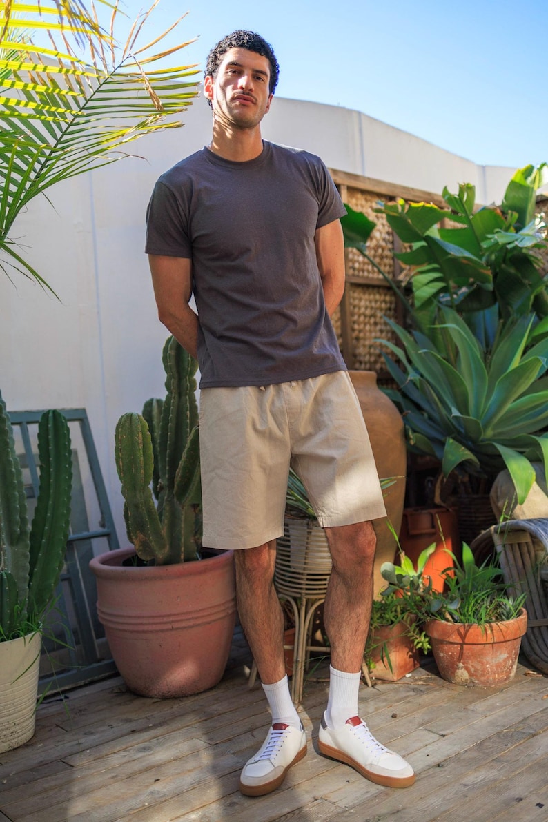 Natural Fiber Shirt Men Hemp Organic Cotton Blend Comfortable Casual Tee Summer Clothing Essential Breathable Lightweight Fabric Sustainable Apparel Choice Everyday Style Wear Eco Conscious Fashion Design Warm Weather Wardrobe Soft Feel