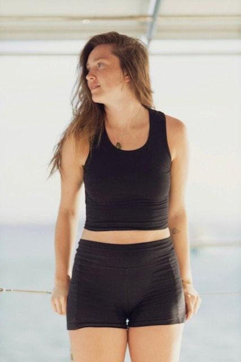 Hemp Yoga Crop Tank • Athletic Sports Bra Alternative•Workout Clothing Natural Fabric Top Design Minimalist Style •Eco Friendly Cotton Blend Black