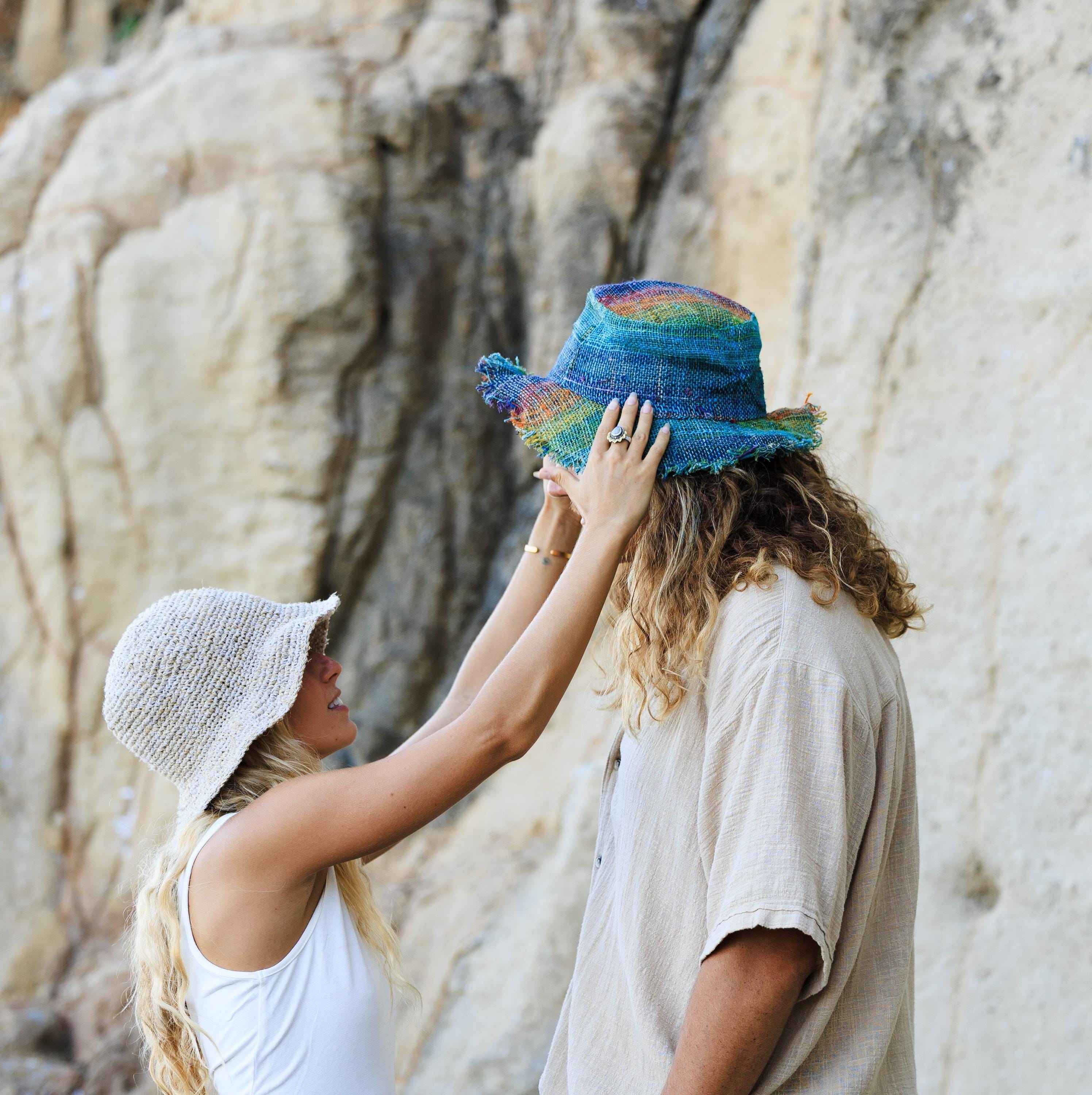 Casquette Visière été En Chanvre Teint Arc-en-ciel - Marque Gheri, Taille Unique Réglable