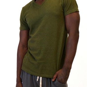 Organic Cotton Hemp Shirt Vneck Design Slim Fit Style Urban Fashion Tee Men Clothing Natural Fiber Material Eco Friendly Top Sustainable Fashion Everyday Casual Wear Outdoor Adventure Ready Comfortable Layering Piece Breathable Fabric
