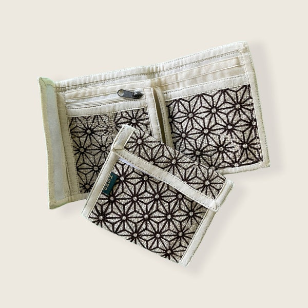 Hemp Wallet, Himalayan Handmade Hemp Bi-fold Wallet, Men's Gift - Flower Design Wallet