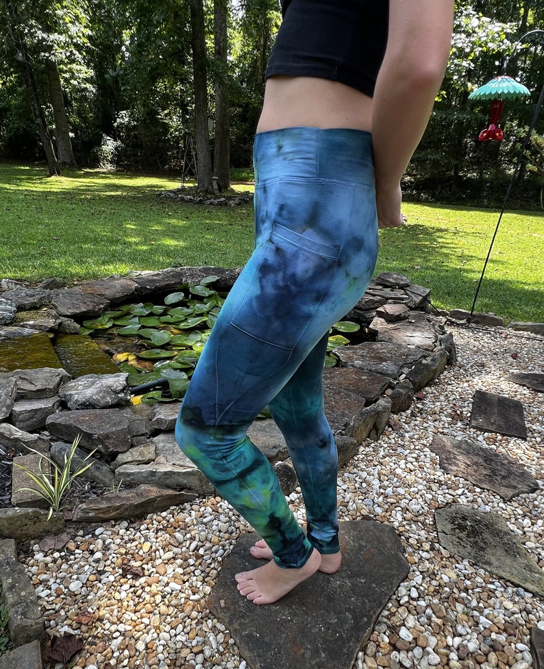 Hemp Leggings With Pockets Tie Dye, Hemp Athleisure, Yoga Tie Dye Pocket leggings Asatre Woman's Hemp Clothing image 4
