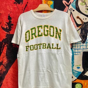 Vintage 80s Champion Oregon Football Preppy Ivy Style T Shirt / Sportswear Fashion / Japanese Americana Style Streetwear Made In Usa Size L