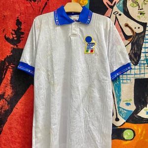 Vintage 90s Italy Diadora 1994 Season Football Worldcup Jersey Away T Shirt / Vintage Football Fashion T Shirt Size L