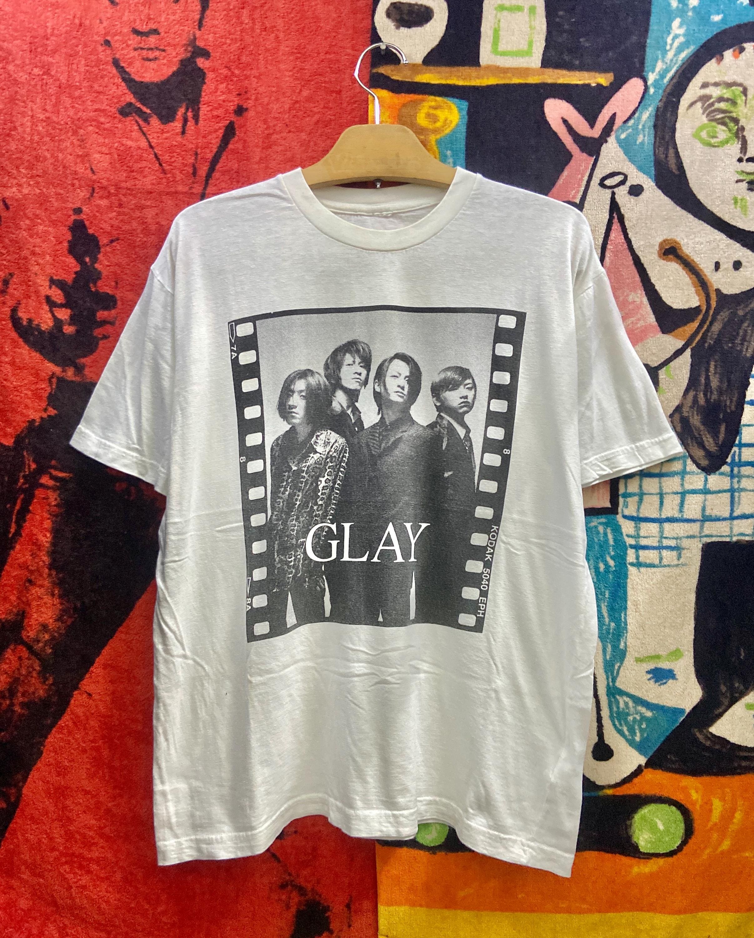 Glay T - Etsy