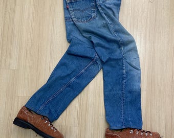 Vintage Levis 501 Jeans: 2000s High Waisted Selvedge Denim (W36