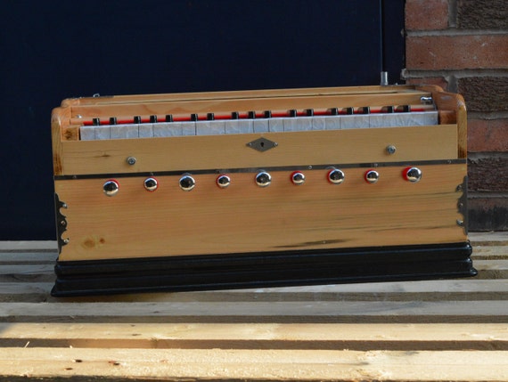 Hand 2024 pumped organ