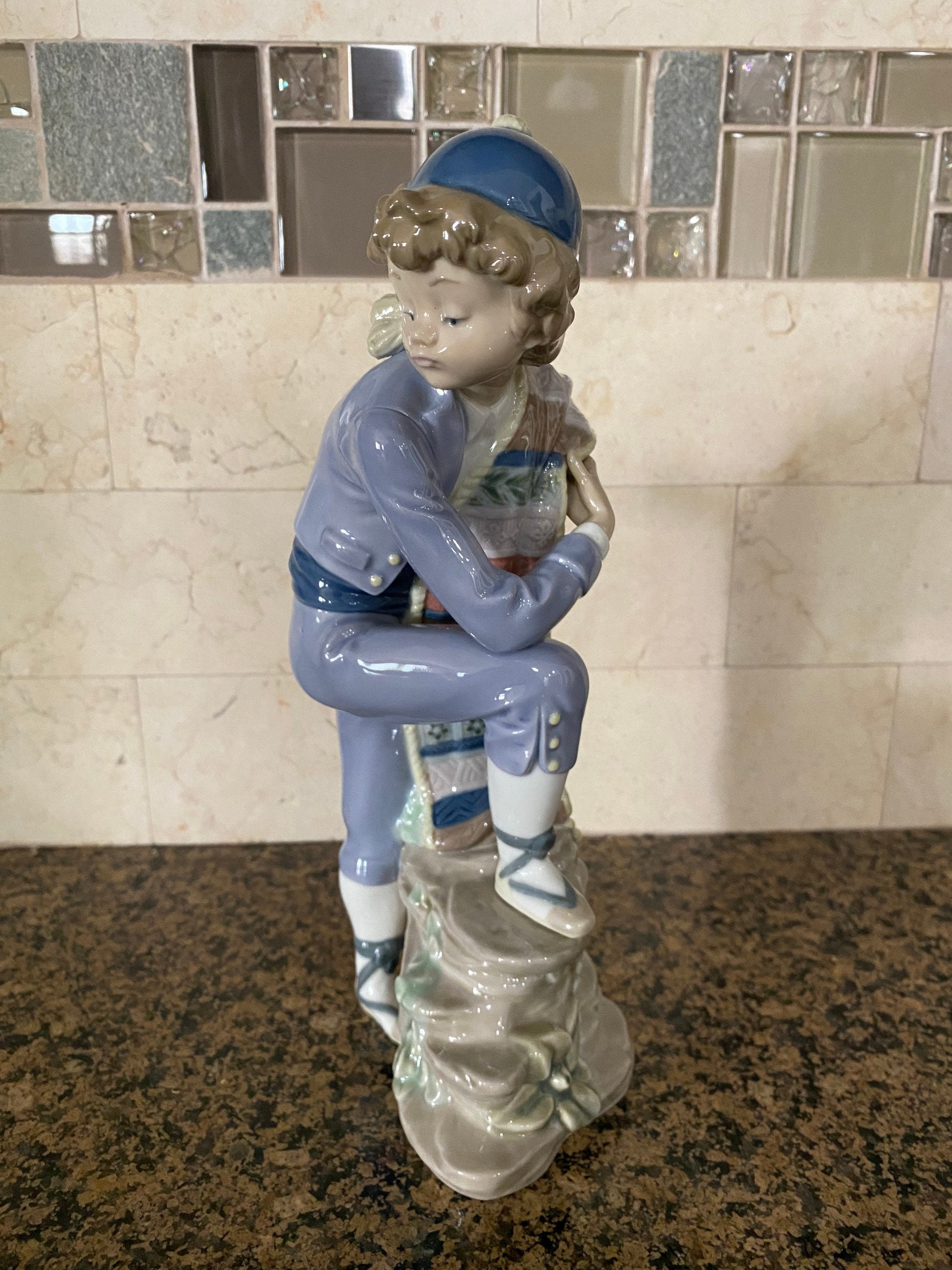 Lladro Figurine Valencia Boy 5395 W/ Box Etsy UK