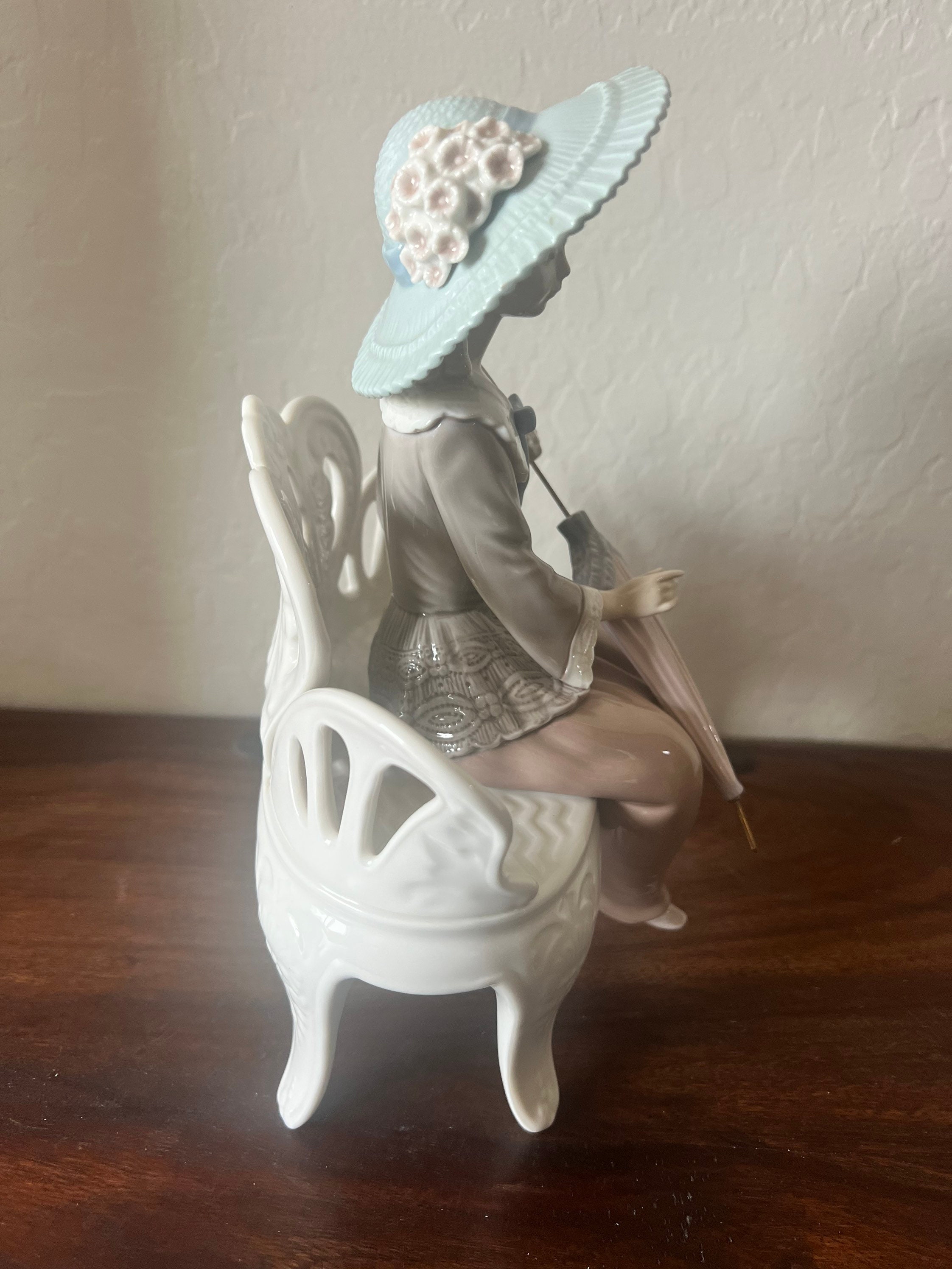 Lladro Figurine Waiting in the Park #1374 - Etsy Lladro Figurine Waiting in the Park #1374 - Etsy