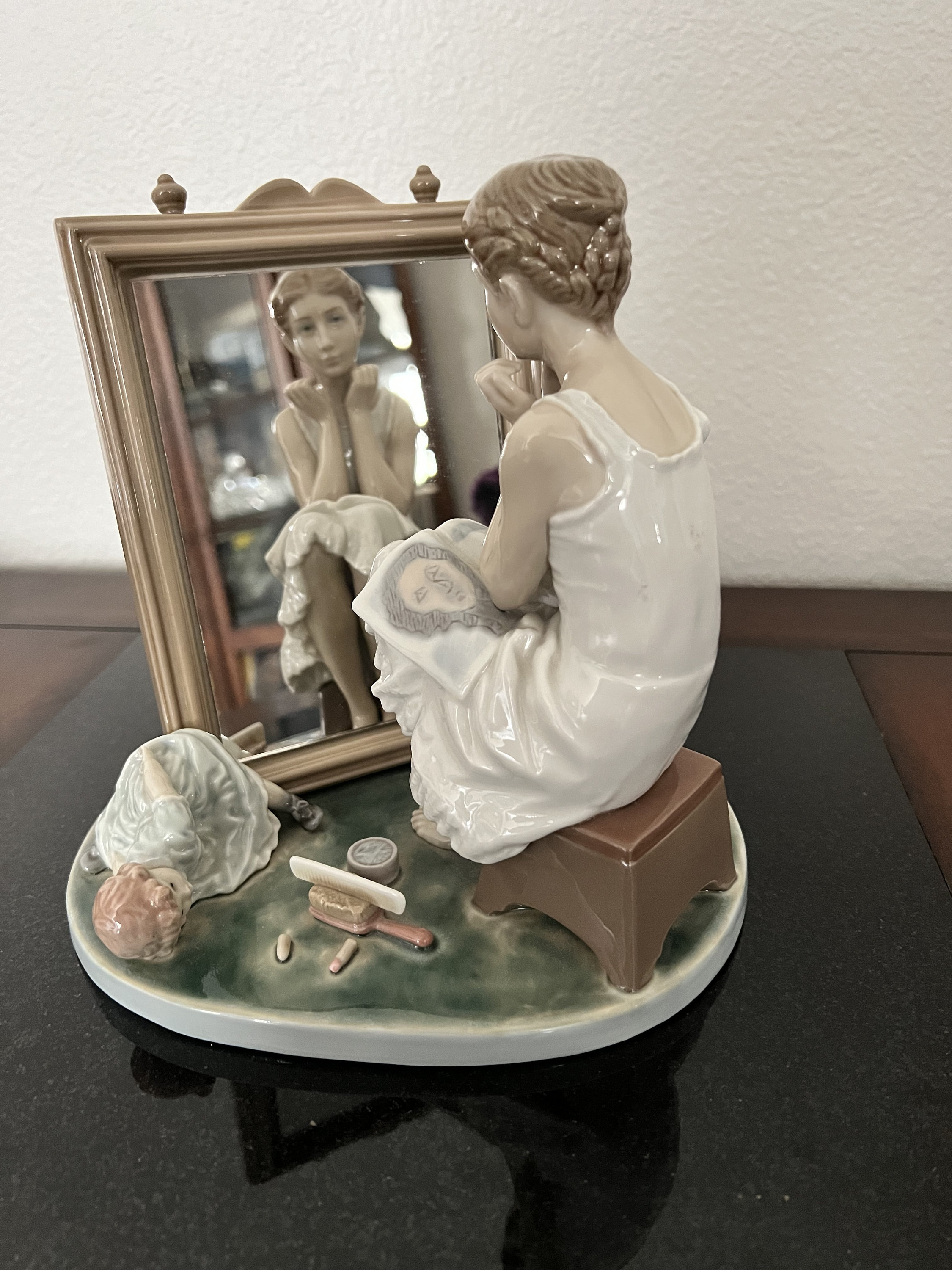 Lladro Figurine Day Dreamer #1411 - Etsy Canada