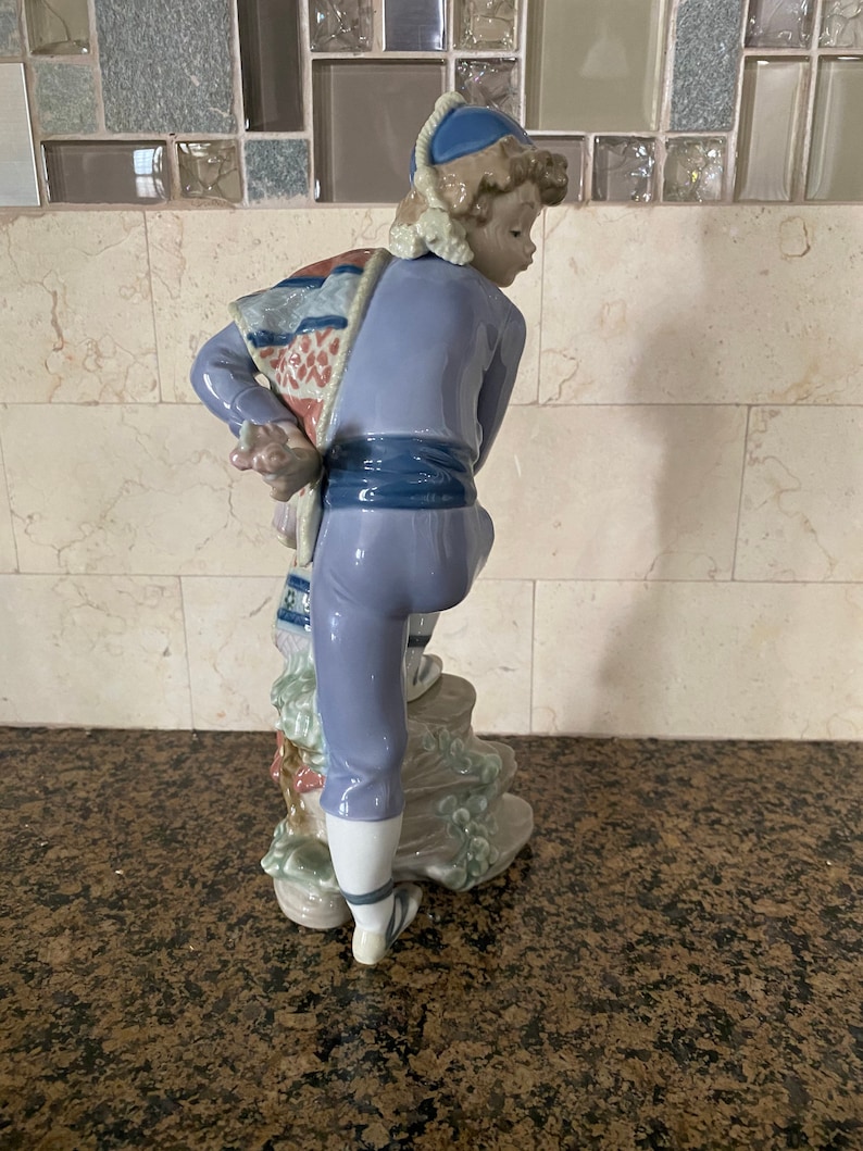 Lladro Figurine Valencia Boy 5395 W/ Box Etsy