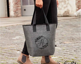 Große Tasche - Filzshopper XL - Initial mit Ranke