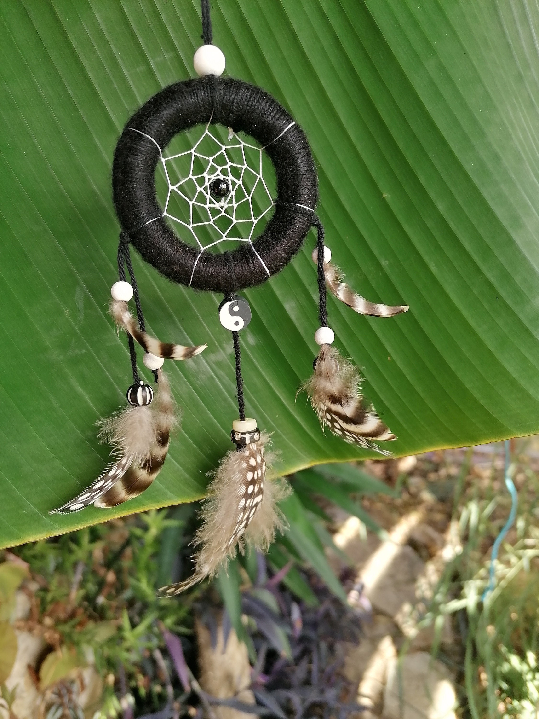 Attrape Rêves Yin Yang/Fait Main Pièce Unique Plumes Naturelles