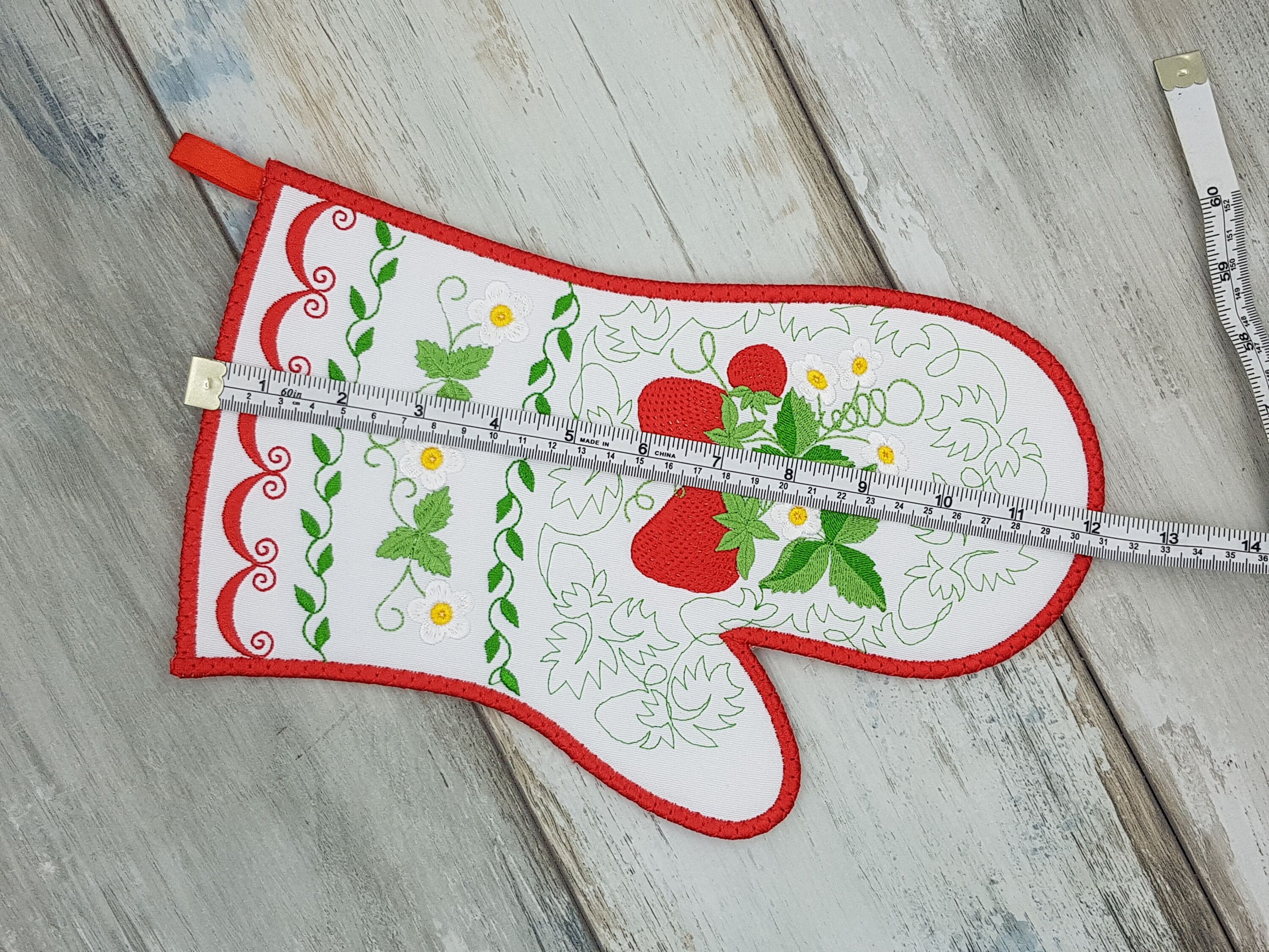 Oven gloves with kitchen towels set Strawberry decor Etsy