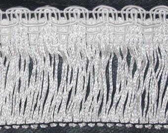 White chain fringes