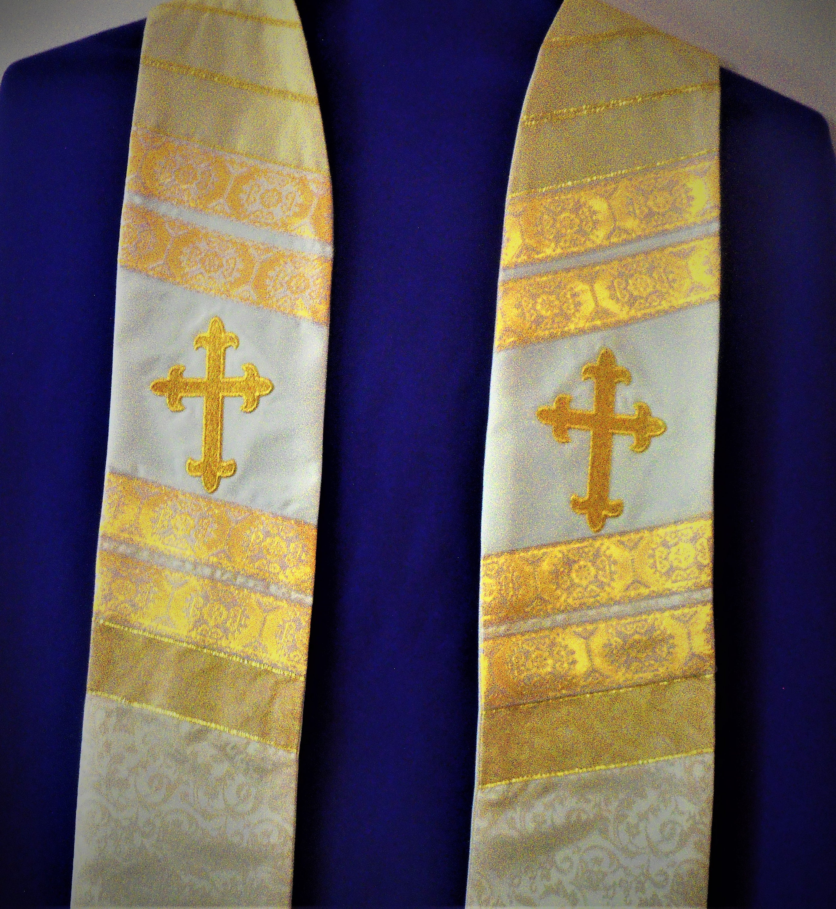 Church Pulpit for sale 77 ads for used Church Pulpits