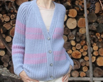 Cardigan bleu de mohair de femme