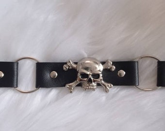 Vegan Leather Skull and Crossbone Choker