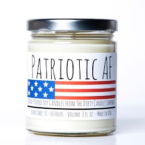 Patriotic AF™ Velas de soja vertidas a mano - Elija su aroma - Regalo patriota - EE.UU. - Regalo político - Regalo de bandera americana