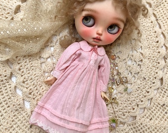 very elegant pink blythe dress, Clothes Blythe, blythe outfit , handmade outfit, Pullip dress, vintage blythe dress,