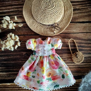 Sweet Flower Blythe Doll, Dress,very elegant blythe dress, Blythe Clothes, Pullip clothes , blythe outfit , Pullip, handmade blythedress