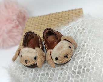 Blythe Shoes, lait yellow shoe. Made from genuine cow leather  The animal's face is decorated with fur, very cute.