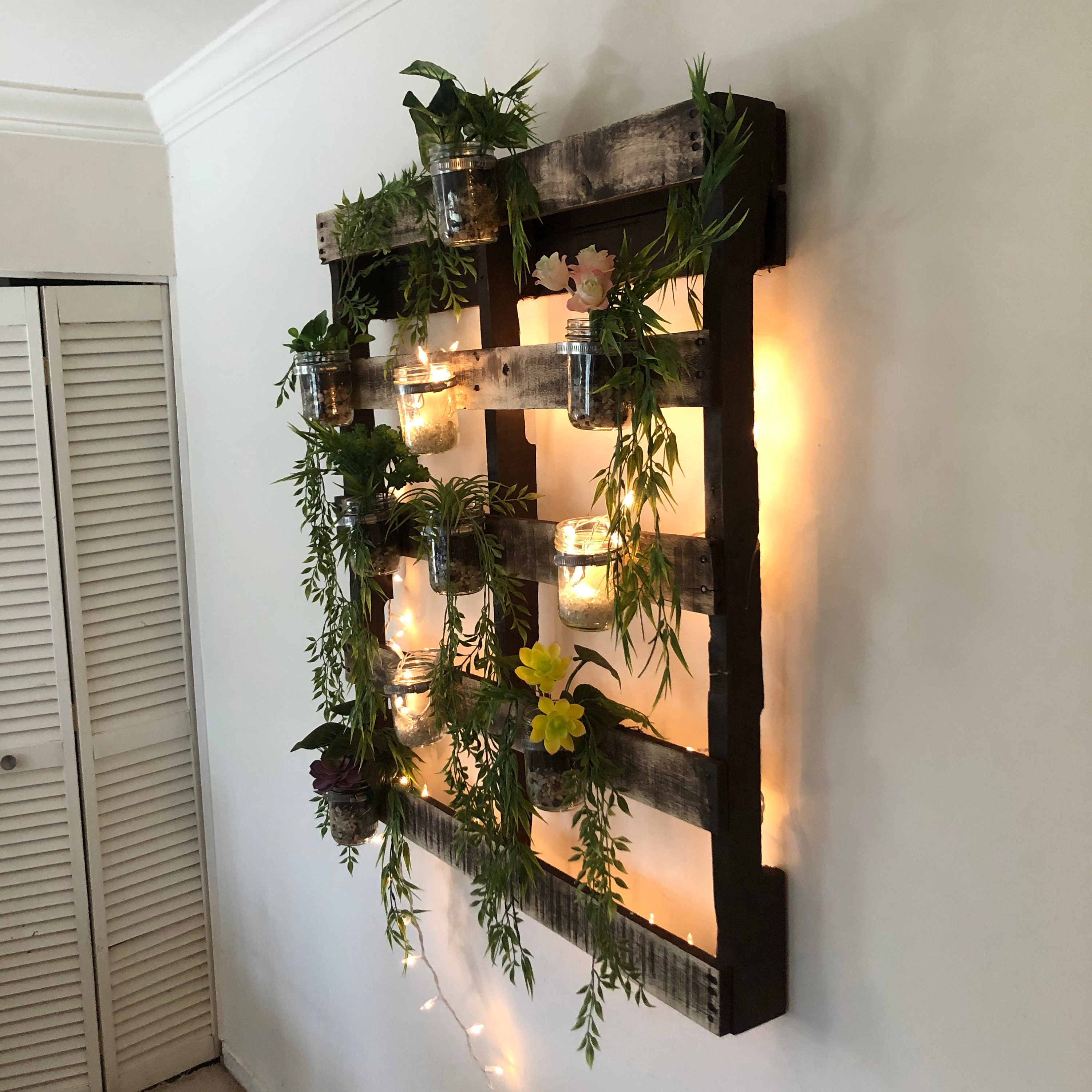 Pallet Planter Wall Mounted - Etsy